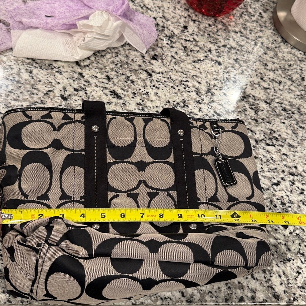 Coach Kyra Signature large beige and black canvas tote F18855 - Picture 13 of 13